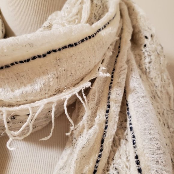 ZARA CREAM SCARF - Picture 2 of 5